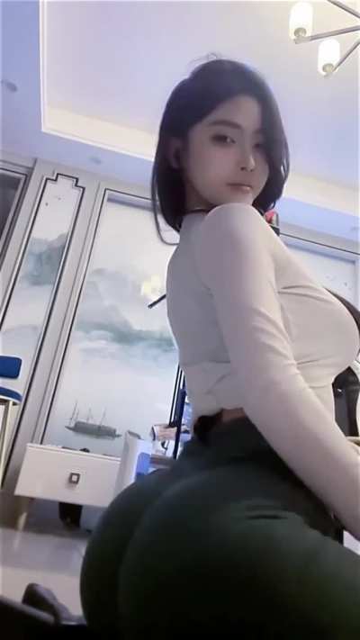 Chinese twerking girl😍😍😍