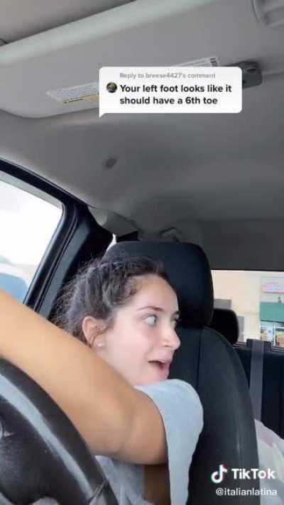 Six beautiful toes...