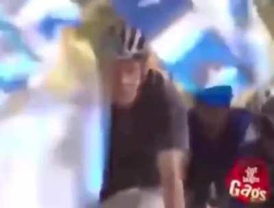 The early 2000s was the best era of pranks.