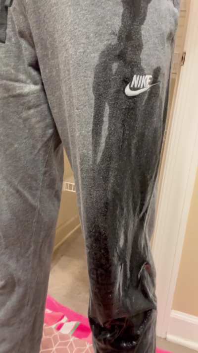 Another naughty piss in my sweatpants! Who wants to join me next time?
