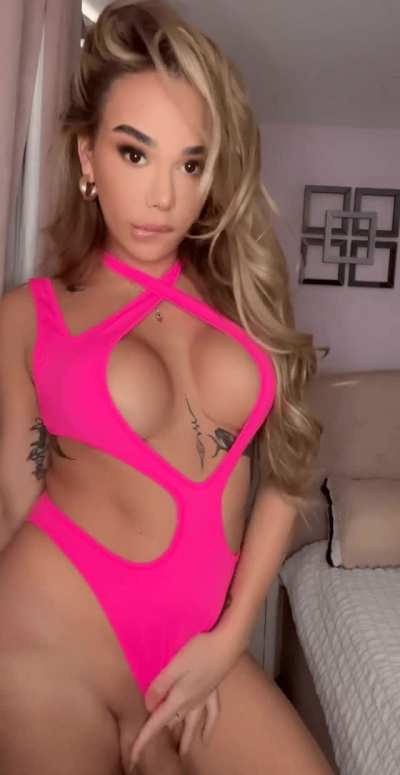 If I was your gf, how many times would you suck me off in one day? 🥺