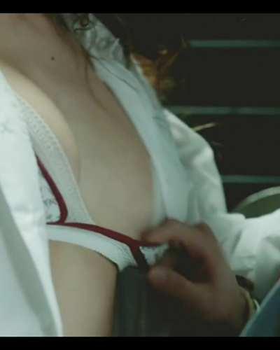 Maria Pedraza's tits from Money Heist