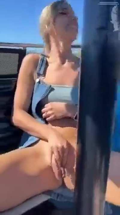 Game with pussy Cable Car