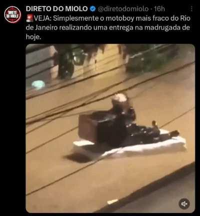 e sem direitos trabalhistas