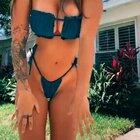 She flossing the 🐱