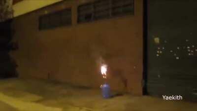 perdon mucho sonido saturado XD soy nuevo en este subredit ojala les caiga bien :)