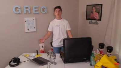 We finally know what the teacher was watching (it’s a bit loud so turn your volume down)