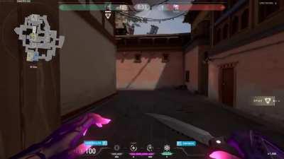 To get you US folks excited for Reyna...