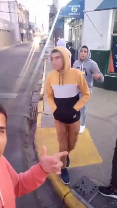 San Juan: Pibes encontraron un celular y le dejaron un mensaje al dueño