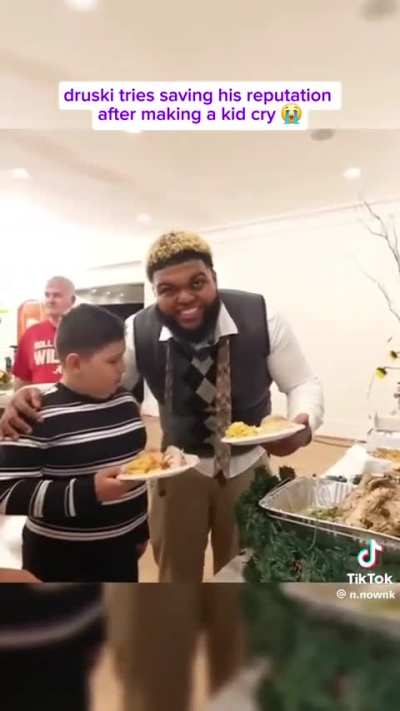 Smile for the camera😭 