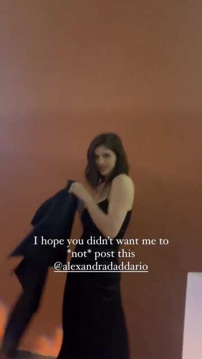 Alexandra Daddario - dancing on IG