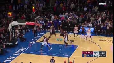 [Highlight] Wild sequence of possessions in the final minute of Knicks vs Heat