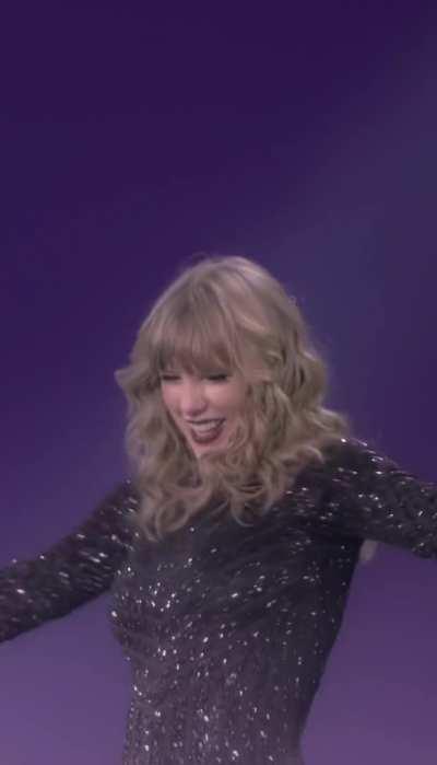 I want to motorboat the.