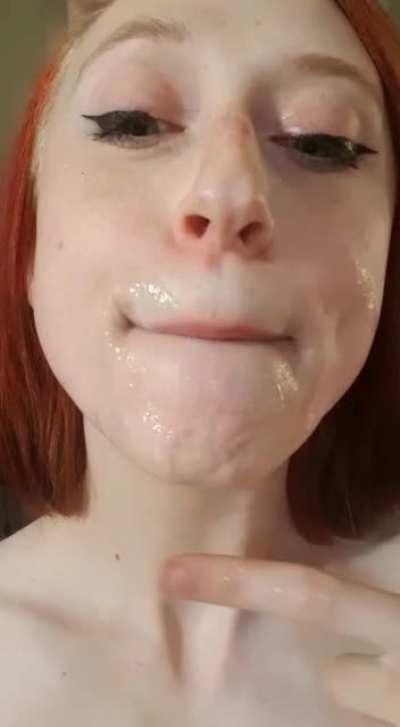 I needed to taste that facial 💦😛