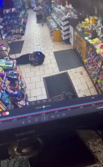 dude homie bogus 🤦🏾‍♂️gon take da pipe and run off