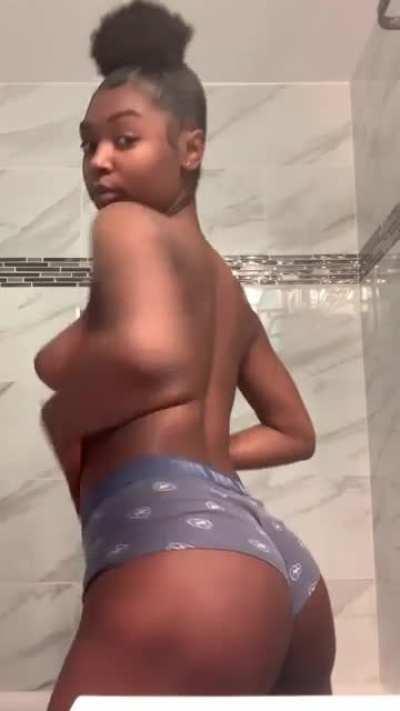 1000s OF YOUNG HOT EBONY TEENS HMU NOW TO PURCHASE TELEGRAM - NOTRADES55 WILL SEND PROOF OF CONTENT