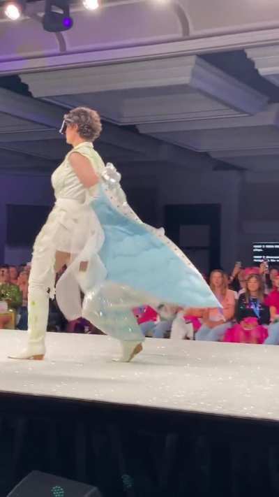 Amazing Jean Jacket Fashion Design by @stephpipercosplay on Instagram