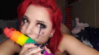 Trying to figure out redgif so go easy on me if it doesn't work lol