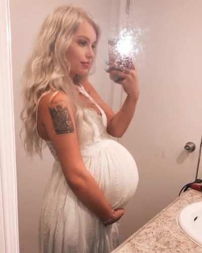 do you like my dress? 🤍