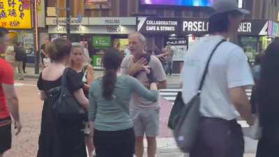 Israeli tourists insult Palestine supporters in Tokyo