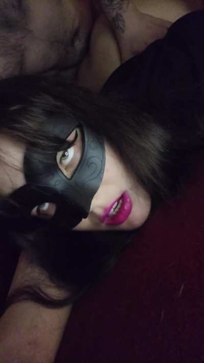 eyes rolling in selfie plowcam