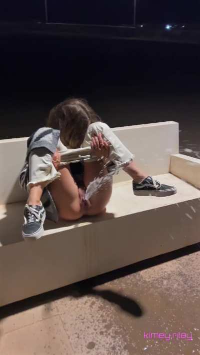 Come and put your face in front of this powerful stream