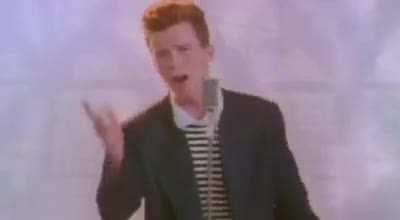 Woody spots an alien!!!