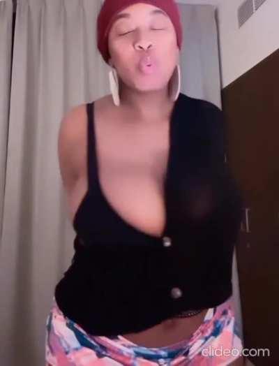 hollyyshii 😈🥶❤️🍉💦💦