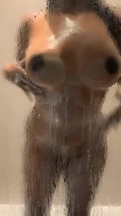 FLASH SALE!! GET ACCESS TO OVER 260 POSTS FOR ONLY $4!! OVER 4400 LIKES! FULL LENGTH VIDEOS AND HUNDREDS ON NUDES