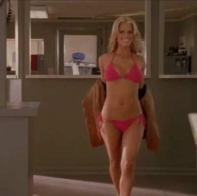 Young bimbo Jessica Simpson in a bikini.