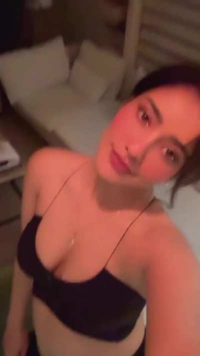 Neha Sharma ji 