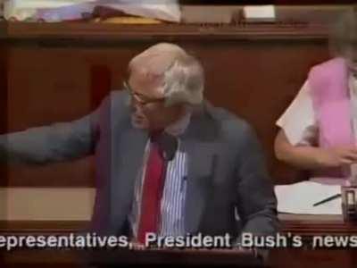 Bernie Sanders arguing about the U.S military budget 