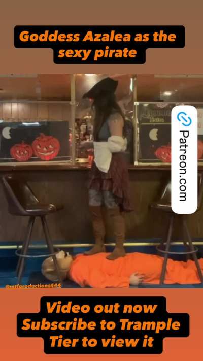 Goddess Azalea as Pirate