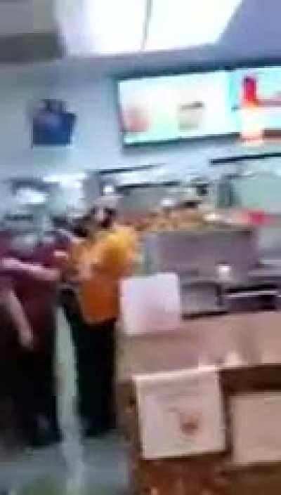 Trans woman false accuses a cashier of transphobia.