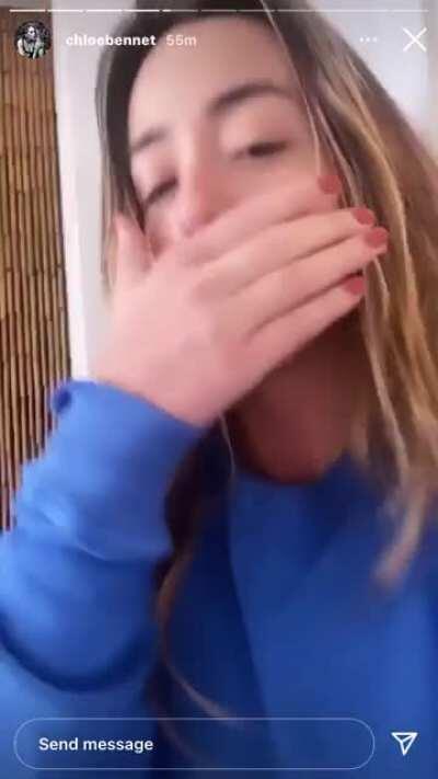 Chloe Bennet vs A massive dead crow