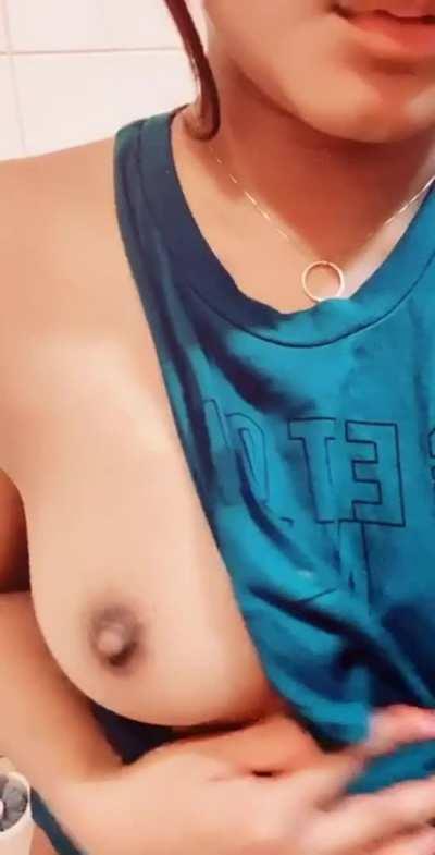 Desi Cute NRI Popping Out Her Cute Boobs for Her Boyfriend Before Sleep 😍❤️ [Must Watch] [2 Videos]