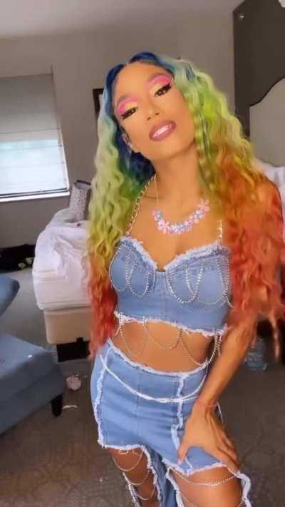 Show off them grillz