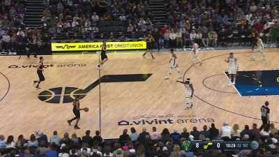 [Highlight] Brook Lopez blocks W. Kessler on back-to-back plays for 3 blocks on the night and Grayson Allen hits back-to-back threes!