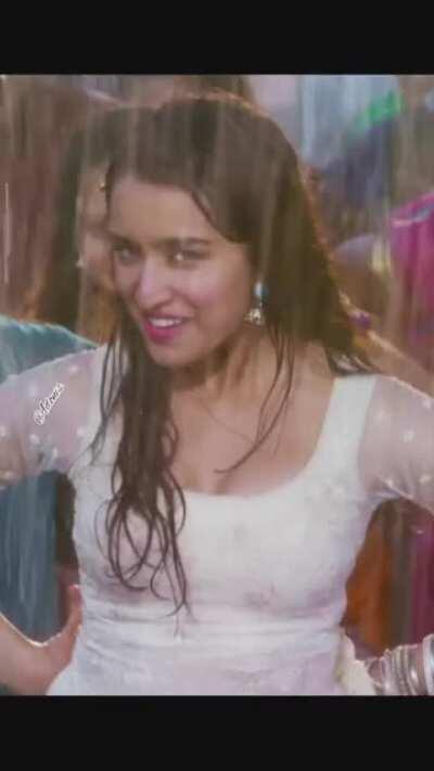 Wet boobs💦💦😍😍