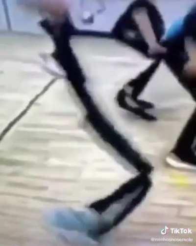 Jean tá diferente...