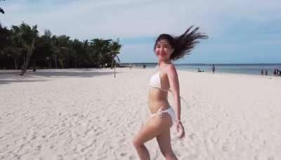 Donnalyn Bartolome