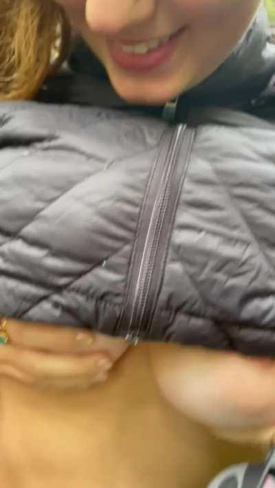 Hiking titty flash😜