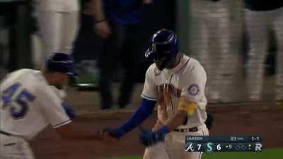 [Highlight] Julio Rodriguez ties up the game in the 9th with a 117MPH laser shot! It's his first career two home run game