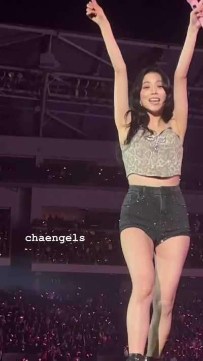 Jisoo perfect body