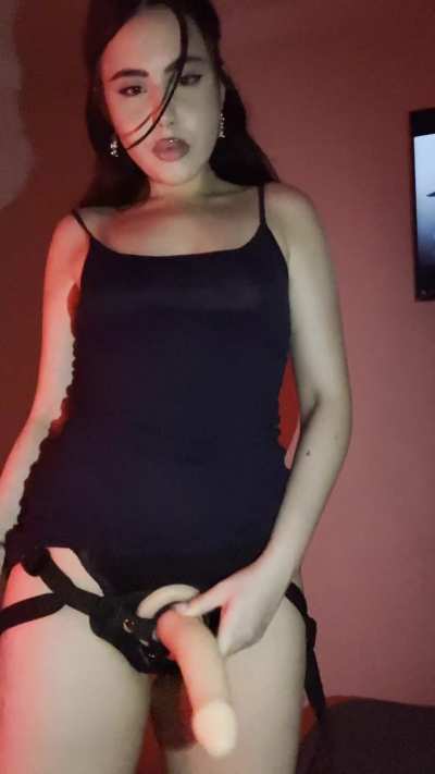 Say PLEASE if you lust for a 19yo dominatrix with a curvy cock to give you backshots all night long