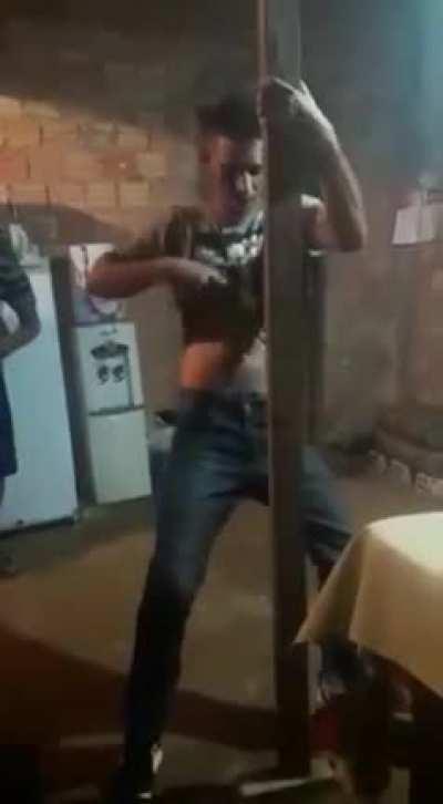 WCGW Trying To Show Off At The Party