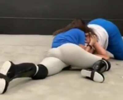 Ivelisse tight white leggings (MIC)