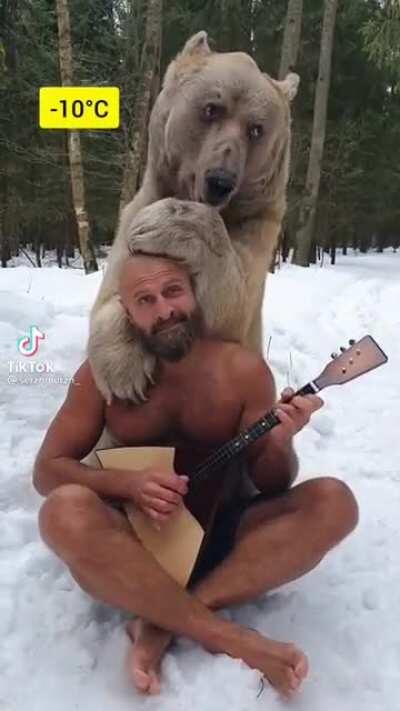 Big teddy loves the balalaika