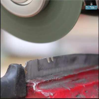 Cut Wood With a Knife With This 1 Trick