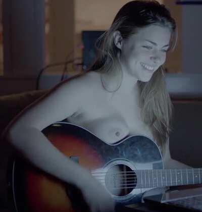 Kate Archer- Cam Girlz (2015)